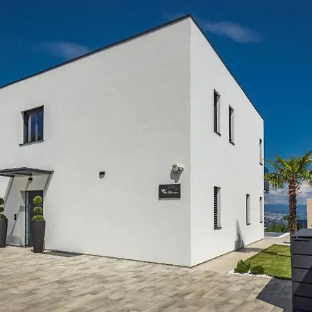 Platinum Villa